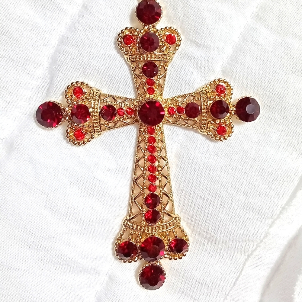 ❤️New Amrita Singh Cross Necklace❤️ - Picture 2 of 4